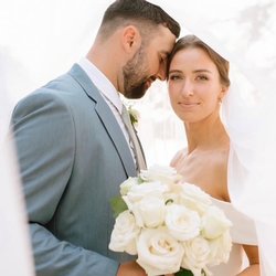 Lavish Tan - We specialize in bridal tans. With over 20 years of professional experience we guarantee sun-kissed natural results on your big day!