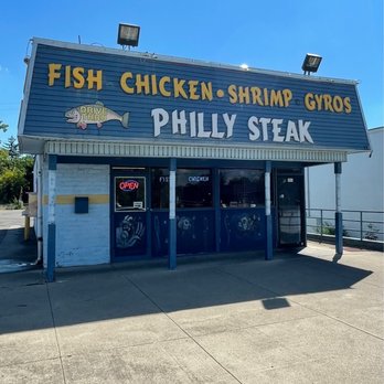 JJ's fish and chicken - The Store Front - Chicken Wings Near Me - Dayton, Ohio