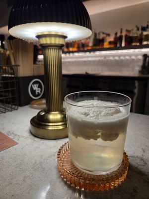 Tipsy Thaiger by null