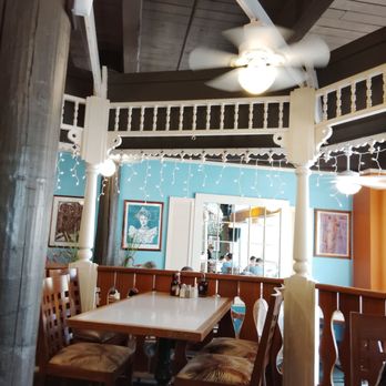 Cinnamon's Restaurant - Gazebo seating! Fun! - Pancakes Near Me - Kailua, Hawaii Cinnamon's Restaurant - Gazebo seating! Fun! - Pancakes Near Me - Kailua, Hawaii