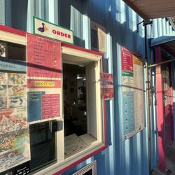 Pelican's SnoBalls of Decatur