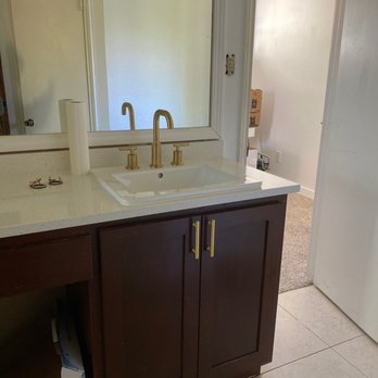 Blue Label Granite - Installed master bathroom countertop - Kitchen & Bath Near Me - Buda, Texas