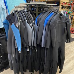 Island Water Sports Surf Shop - Men's wetsuits