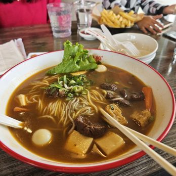 Five Grains Noodle House - Beef Noodle with Braised Beef (solid 4.5 out of 5!). Very generous with protein. - Noodles Near Me - Fremont, California Five Grains Noodle House - Beef Noodle with Braised Beef (solid 4.5 out of 5!). Very generous with protein. - Noodles Near Me - Fremont, California
