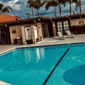 Rancho San Luis Rey Mobile Home Park - The nicer of the two pools (in my opinion). Lots of space to lounge in the sun...and it's never very crowded (when I've been there). - Mobile Home Parks Near Me - Oceanside, California