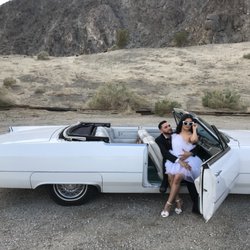 Palm Springs Classic Cars - Engagement photo shoot with Palm Springs Classic cars