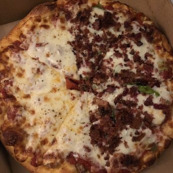 Zachary's Chicago Pizza - Pizza Near Me - Berkeley, California Zachary's Chicago Pizza - Pizza Near Me - Berkeley, California