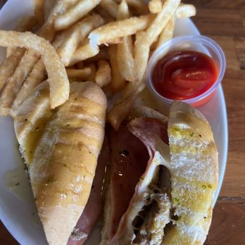 Restaurant 604 - Cuban sandwich - Breakfast & Brunch Near Me - Honolulu, Hawaii