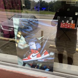 Sneaker Lounge
