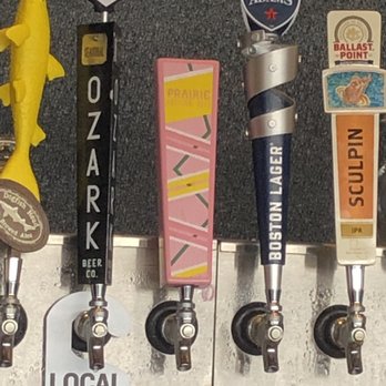 Old Chicago Pizza + Taproom - Pizza Near Me - Rogers, Arkansas