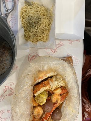 Cap't Loui - Cajun Seafood Boil by null