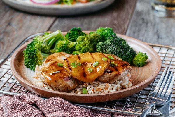 Logan's Roadhouse by null