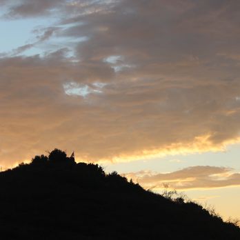 White Cloud Ranch - Sunsets on the ranch - Horse Boarding Near Me - Malibu, California White Cloud Ranch - Sunsets on the ranch - Horse Boarding Near Me - Malibu, California