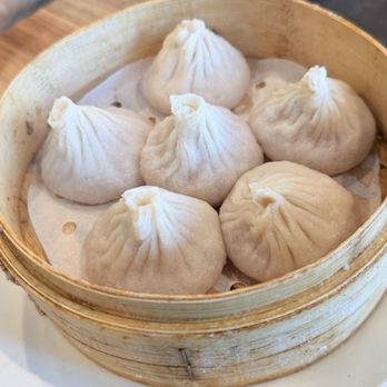 Lao Wu Authentic Shanghai Dumpling - Pork juicy buns are delicious! - Shanghainese Near Me - Edison, New Jersey Lao Wu Authentic Shanghai Dumpling - Pork juicy buns are delicious! - Shanghainese Near Me - Edison, New Jersey