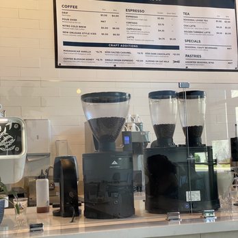 Moxie Coffee - Lack of selection (no blended drinks) - Coffee Roasteries Near Me - Phoenix, Arizona Moxie Coffee - Lack of selection (no blended drinks) - Coffee Roasteries Near Me - Phoenix, Arizona