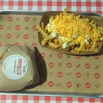 Eddie Rocket's - Cheese chips and cheese burger - Diners Near Me - Dublin, D
