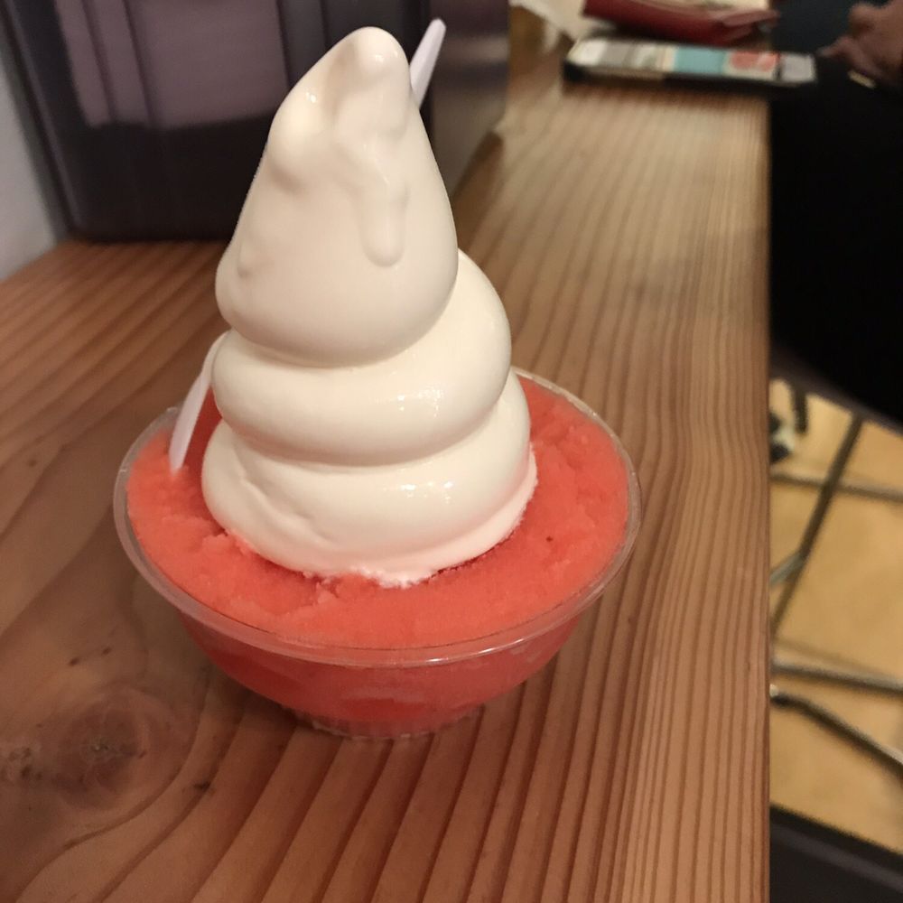 Sweet and Shavery - Strawberry shave ice with vanilla custard (parfait) - Desserts Near Me - Davis, California