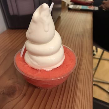 Sweet and Shavery - Strawberry shave ice with vanilla custard (parfait) - Desserts Near Me - Davis, California