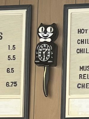 Dad's Dog & Burger by null