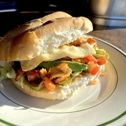 Habaneros - Grilled chicken torta