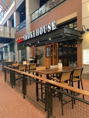 Guy Fieri's Smokehouse by null