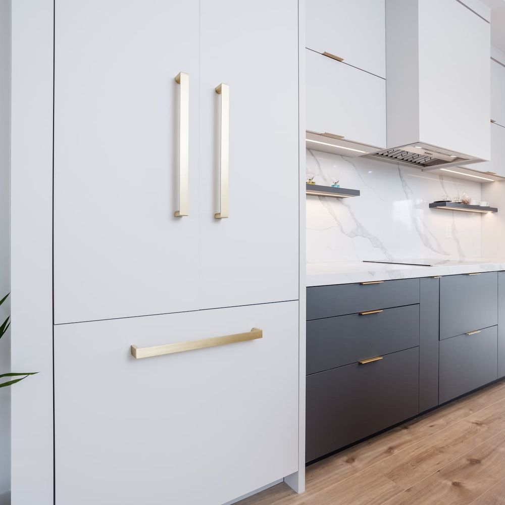 Kitchen Refinishing Mississauga Matttroy