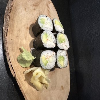 Ika Sushi & Grill - California Maki Roll - Sushi Bars Near Me - Chula Vista, California Ika Sushi & Grill - California Maki Roll - Sushi Bars Near Me - Chula Vista, California