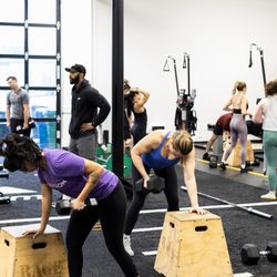 Athletic Form - Strength and Tone upper body class at AF