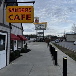 KFC - The "original" KFC BIRTHPLACE!