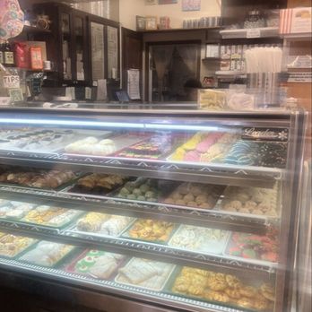 Caffe Sicilia - Pastry case - Bakeries Near Me - Gloucester, Massachusetts