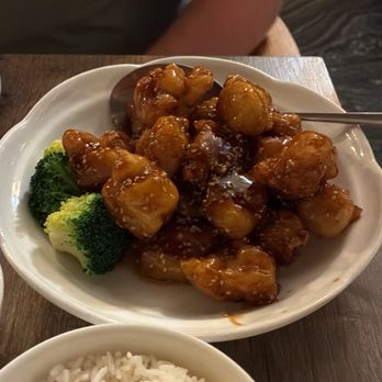 Shang Noodle - Chicago - Honey Sesame Chicken - Chinese Near Me - Chicago, Illinois Shang Noodle - Chicago - Honey Sesame Chicken - Chinese Near Me - Chicago, Illinois