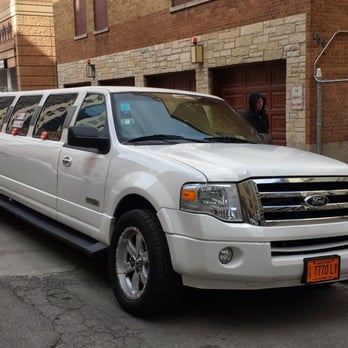 VIP Chicago Limo - Limos Near Me VIP Chicago Limo - Limos Near Me