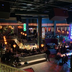Miss Wong - Main lounge