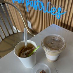Capri Gelato & Coffee Bar - Omg. It might be the best thing I ever ate!
