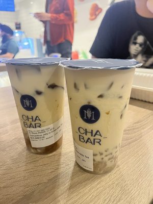M Chá Bar (Hwy400 & Rutherford) by null