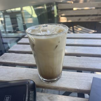 Robin's Cafe - Spicy Chai Latte - Cafes Near Me - San Francisco, California Robin's Cafe - Spicy Chai Latte - Cafes Near Me - San Francisco, California