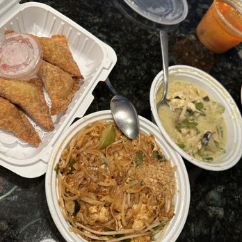The Elephant - Victor - Thai Near Me - Victor, New York