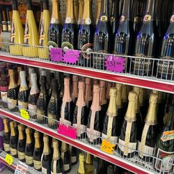 Vineyard Market