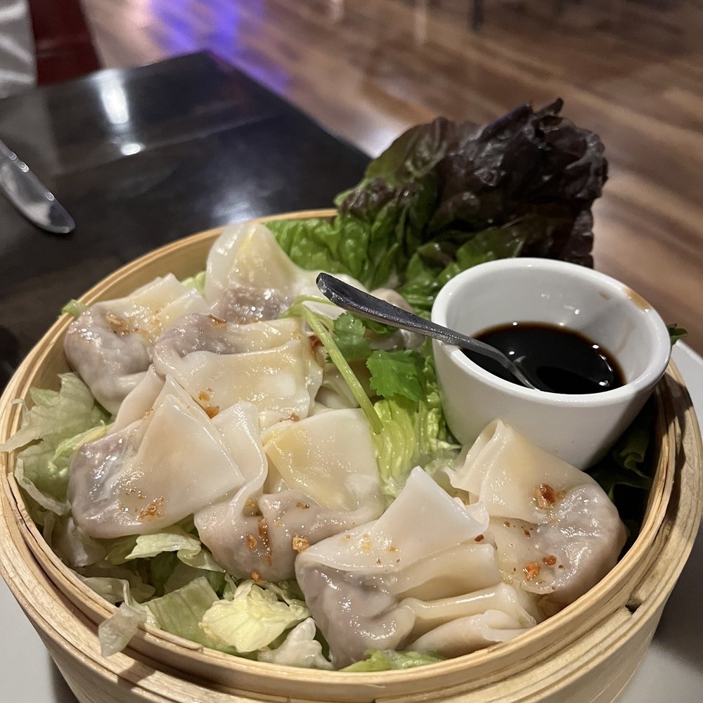 Steamed butterfly dumplings (chicken and peanut) Steamed butterfly dumplings (chicken and peanut)