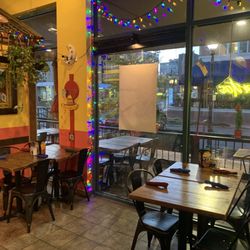 Cuates Grill - Inside restaurant