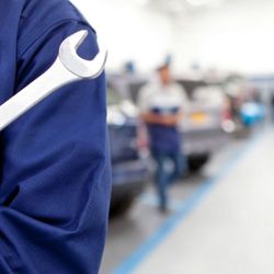 AutoSmith Premium - AutoSmith Premium is Hendersonville's premier auto repair shop offering a wide variety of services for your vehicle.