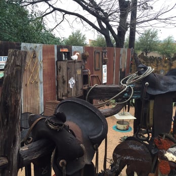 Paco's Tacos - Saddle up, cowboy. - Mexican Near Me - Austin, Texas Paco's Tacos - Saddle up, cowboy. - Mexican Near Me - Austin, Texas