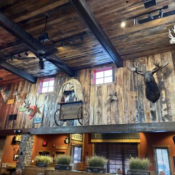 Colton's Steak House & Grill - American Near Me - Collinsville, Illinois Colton's Steak House & Grill - American Near Me - Collinsville, Illinois