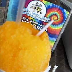 Buzzles Shaved Ice - The Dreamsicle WITH ice cream! It is truly dreamy and brought all my little kid ice cream truck memories flooding back!