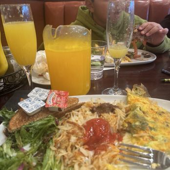 Carnegie Diner & Cafe - DLMake Your Own Omelette Mimosa - Breakfast & Brunch Near Me - Secaucus, New Jersey Carnegie Diner & Cafe - DLMake Your Own Omelette Mimosa - Breakfast & Brunch Near Me - Secaucus, New Jersey