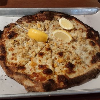 Modern Apizza - Small white clam pizza - Pizza Near Me - New Haven, Connecticut