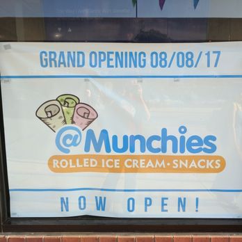 At Munchies - Sign - Ice Cream & Frozen Yogurt Near Me - Naperville, Illinois