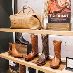 Ariat