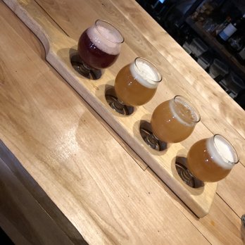 Saint-Houblon - Brewpubs Near Me - Montreal, Quebec