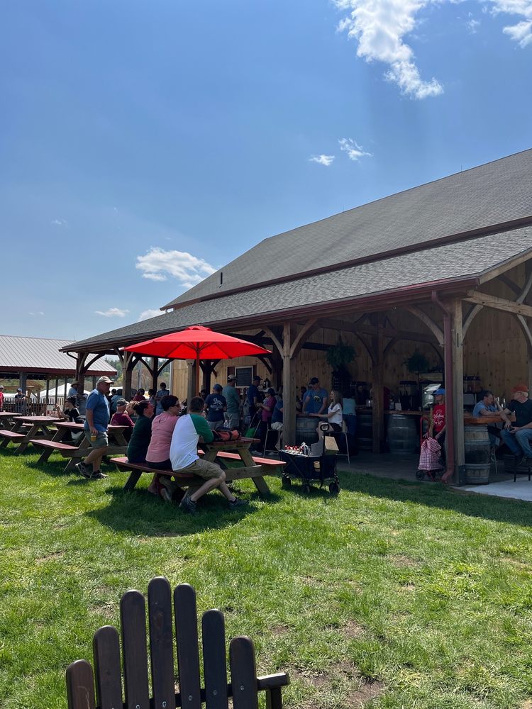 Brimfield Winery - vineyard in Brimfield, MA